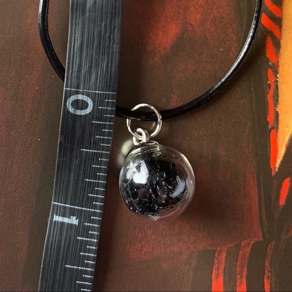 Gothic Black Stars Orb pendant - Picture 5 of 6